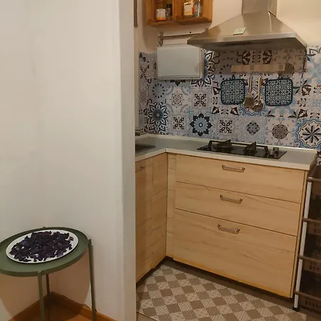 Alloggio A 2 Passi Dal Centro Apartment *